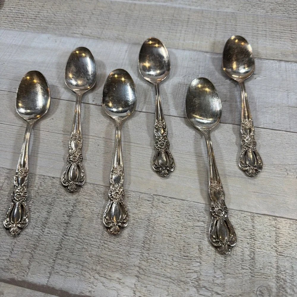 1847 Rogers Bros Grand Heritage Silverplate Teaspoons 1968 Vintage Set of 6
